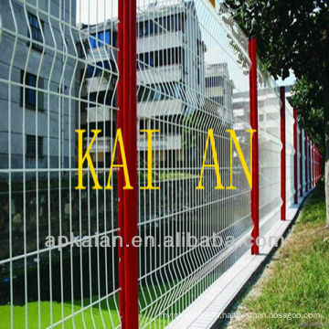 4x4 welded mesh fence(30 years manufacturer)
